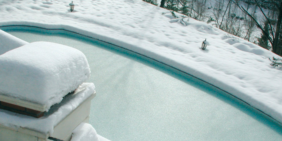 Pourquoi et comment mettre sa piscine en hivernage ?